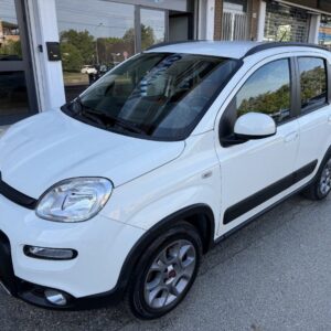 Panda 0.9 TwinAir Turbo S&S 4x4 LOUNGE bluetooth etc